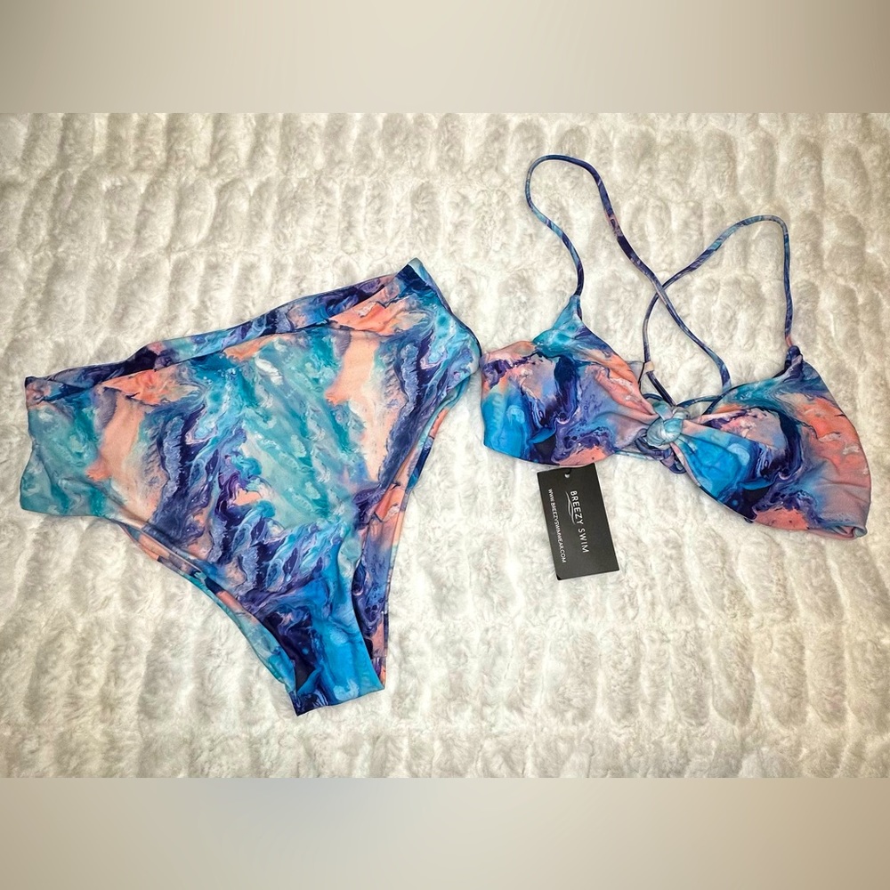 👙BRAND NEW, W/TAGS!!👙 Breezy Swimsuit 2 piece bikini- Marble colorful design